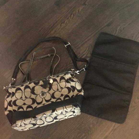 Coach diaper bag - Picture 1 of 8